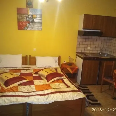 Anatoli Levidi Guest house *
